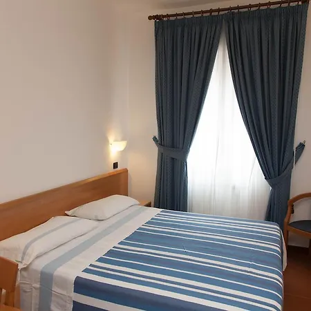 Szálloda La Vela 4*