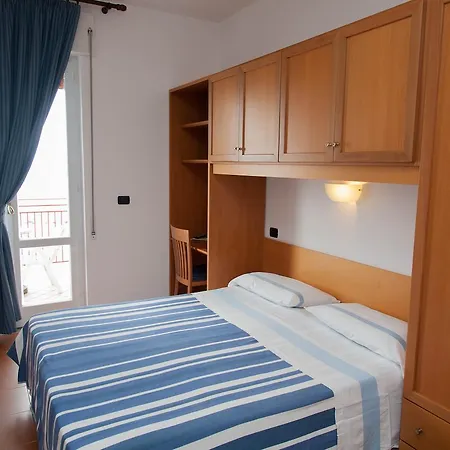 La Vela Hotell Pioppi