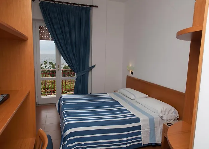 La Vela Hotel 4*
